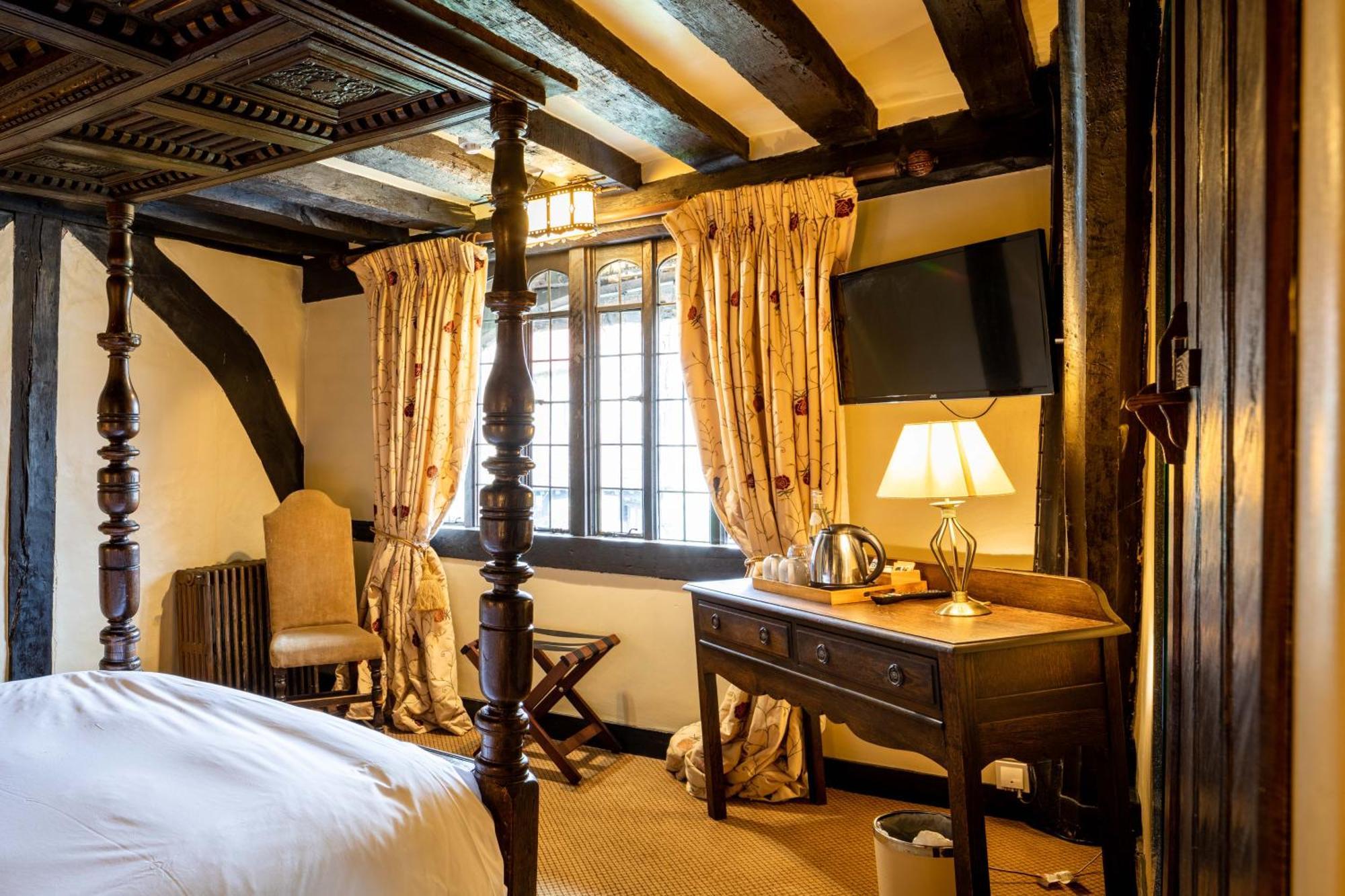 The Crown Inn Chiddingfold Habitación foto